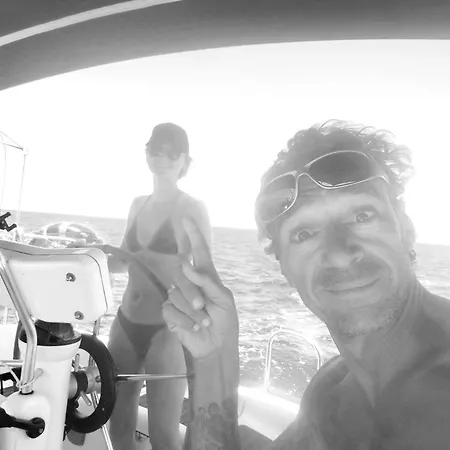 Botel Vale Boat E Travel Experiences